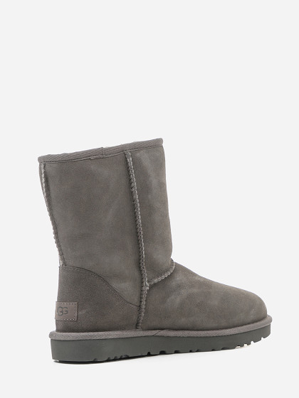 UGG W CLASSIC SHORT II, Naiste poolsaapad