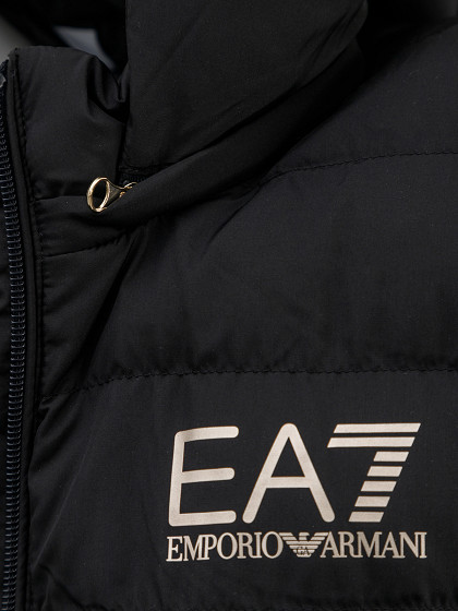EA7 EMPORIO ARMANI Женская жилетка для активного отдыха