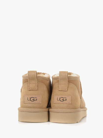 UGG Naiste soojustatud kontsaga saapad, CLASSIC ULTRA MINI